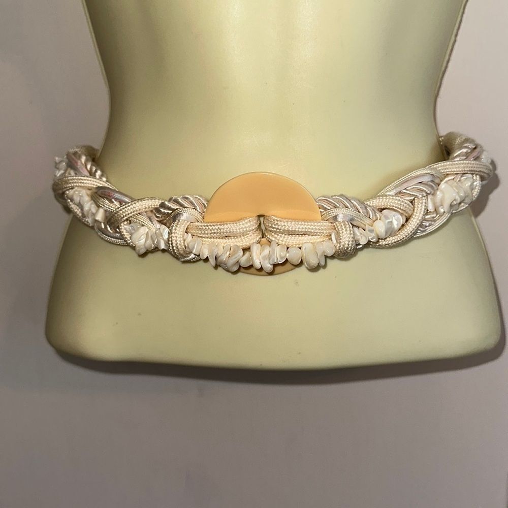 Vintage 80s Leather Shop cream/ivory braided cord belt‎ with seashells